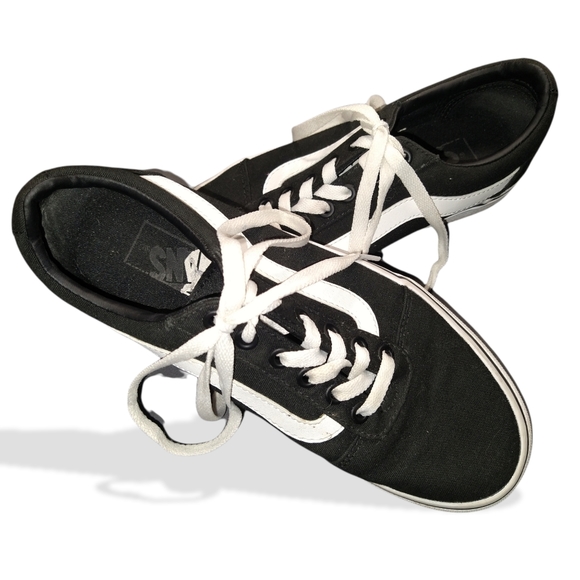 Vans Shoes - Vans Size 7½